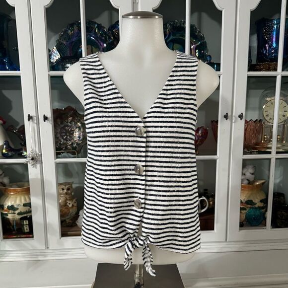 Old Navy Cropped Textured Tie-Front Sleeveless Top Size XS White w/ Navy Stripes - Picture 1 of 7
